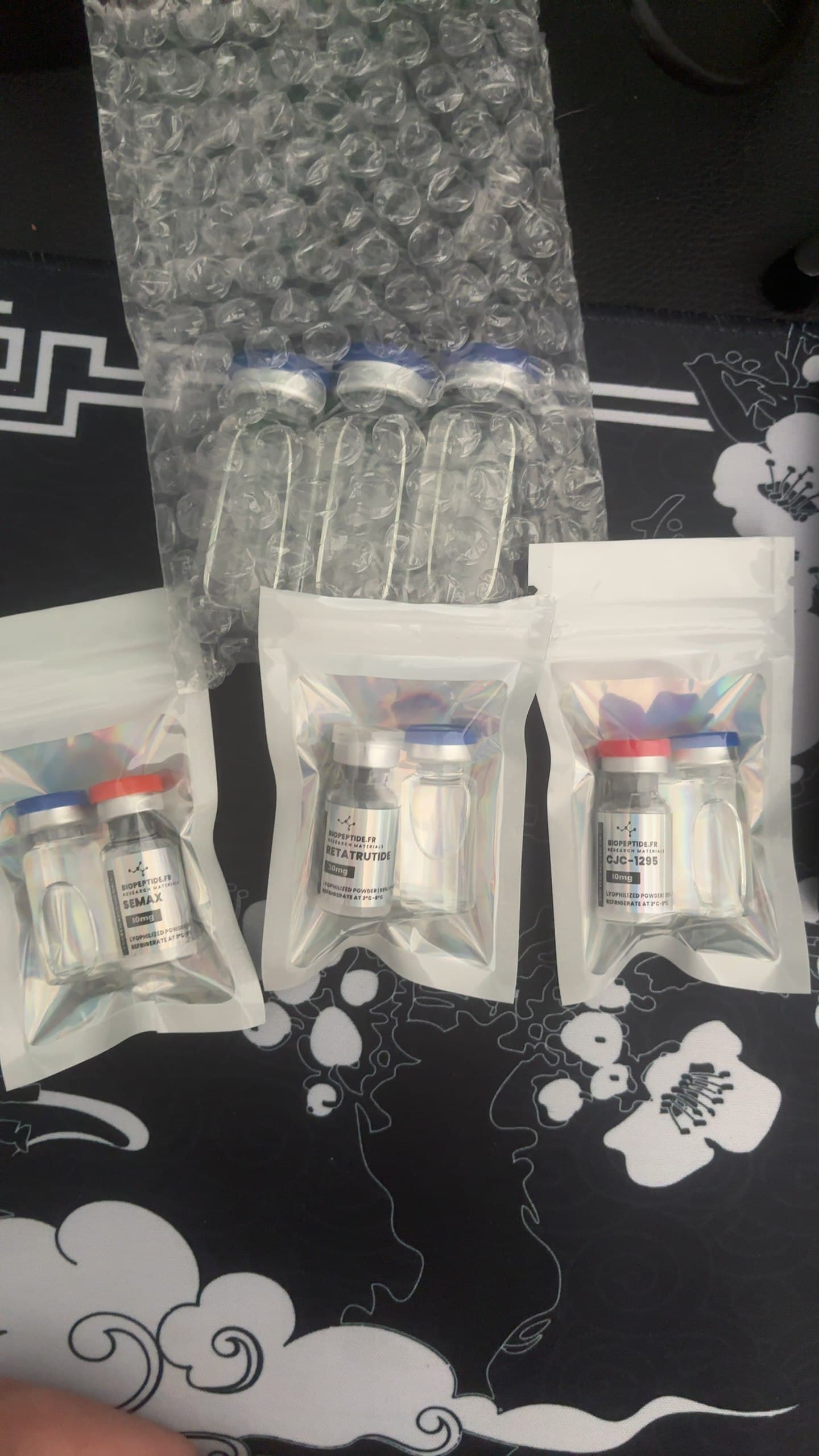 Coulisses One Peptide — préparation des commandes